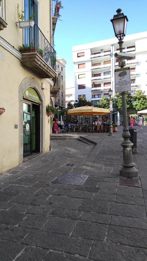 La Grotta Apartment Salerno Exterior photo